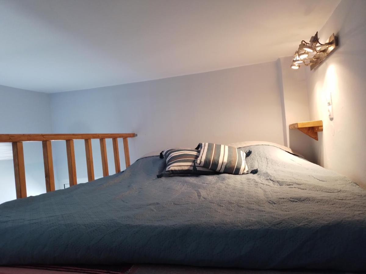 Manolakis Pizanias Apartment Emborios ภายนอก รูปภาพ