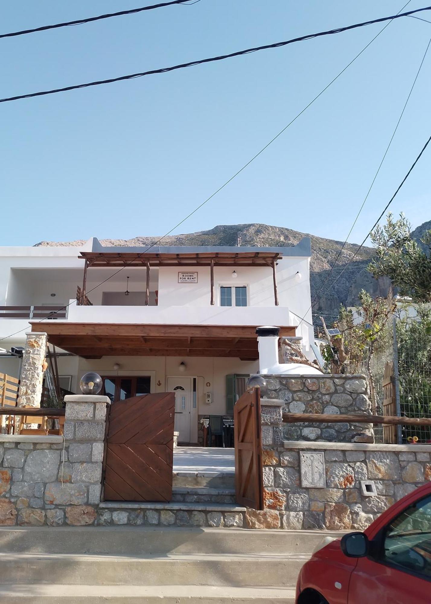Manolakis Pizanias Apartment Emborios ภายนอก รูปภาพ