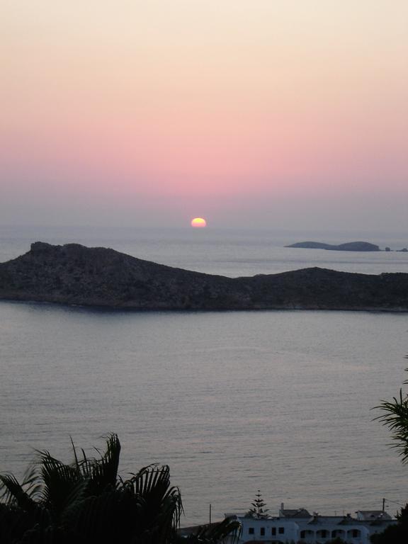 Manolakis Pizanias Apartment Emborios ภายนอก รูปภาพ